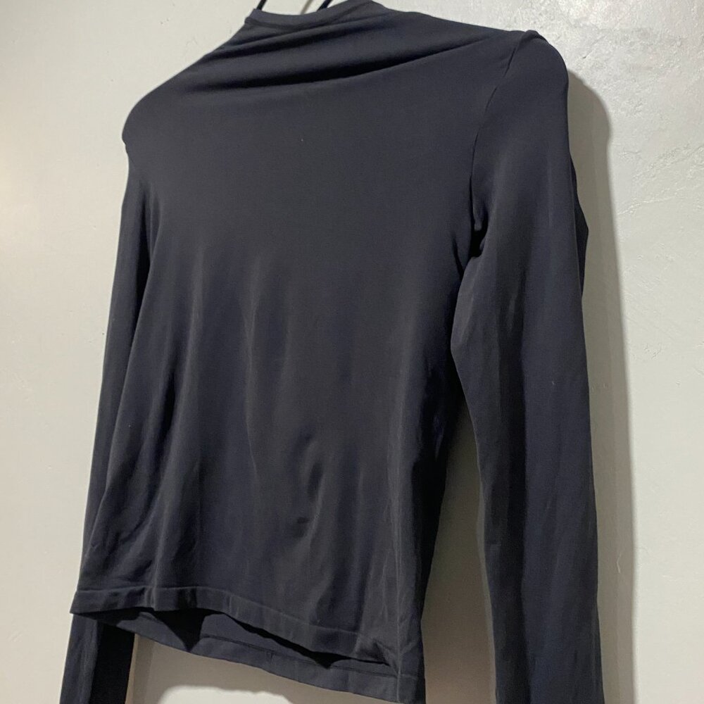 SKIMS CROPPED LONG SLEEVE - Picture 2 of 4
